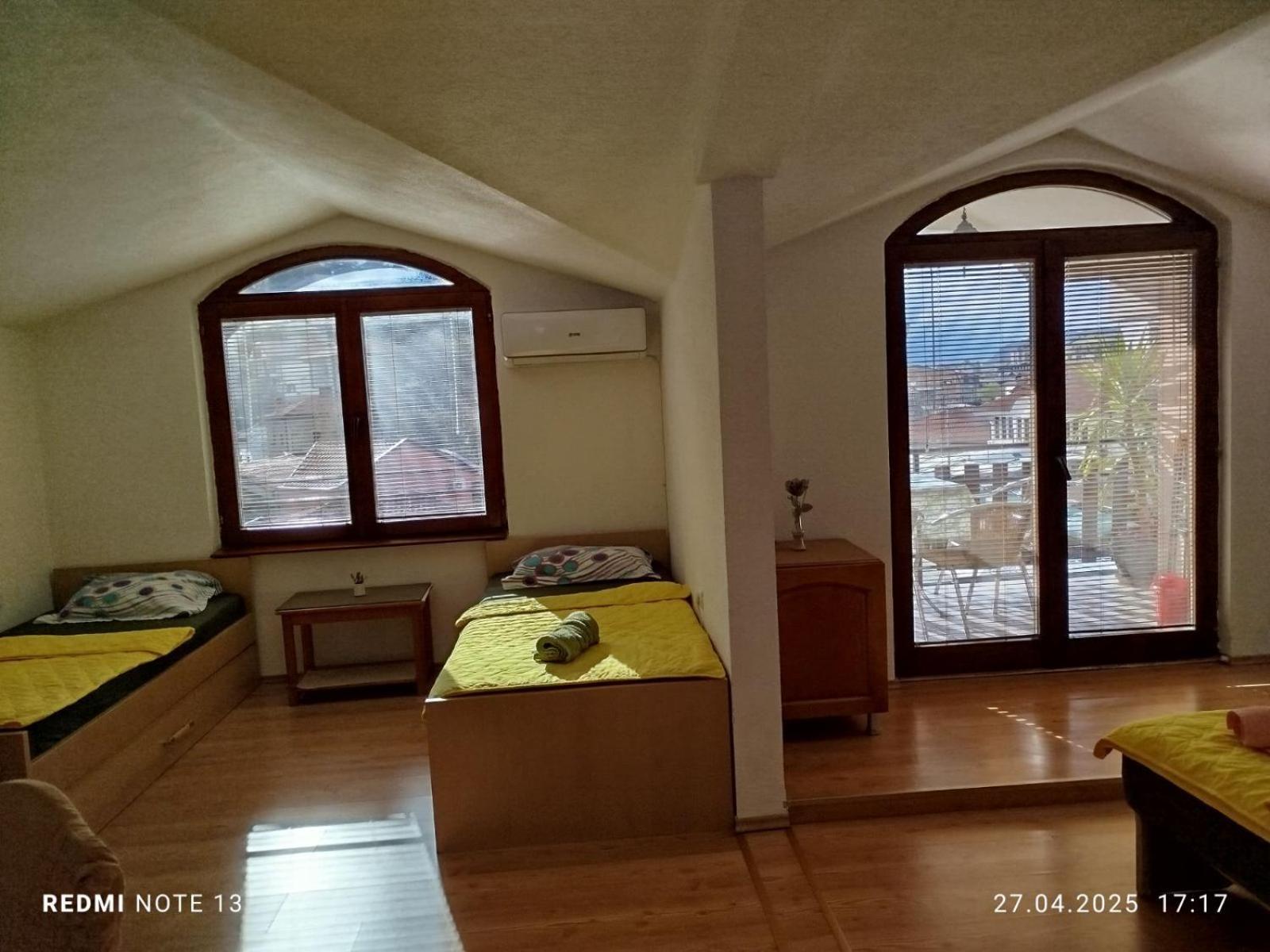Apartments Mostrovi Ohrid Quarto foto
